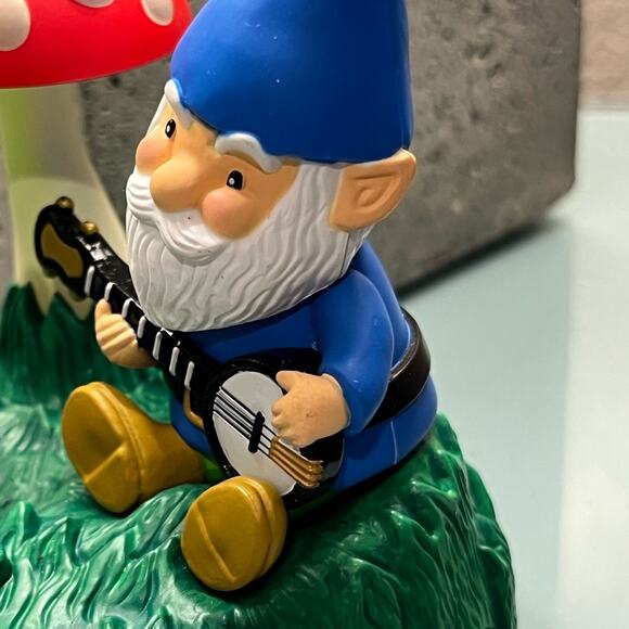 NEW 2019 Hallmark Keepsake Dueling Gnomes - Picture 10 of 15